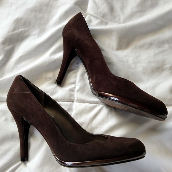 STUART WEITZMAN chocolate brown suede leather heel - Picture 5 of 8